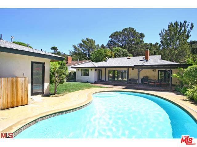 property at 2001 Coldwater Canyon Dr