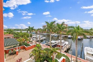 400 S US Hwy 1 in Jupiter, FL - Building Photo