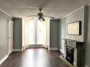 1012 S Oakley Blvd in Chicago, IL - Building Photo - Building Photo
