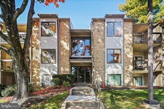 2 Bailiffs Ct in Lutherville Timonium, MD - Building Photo - Building Photo