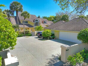 2624 Muirfield Ct in Wellington, FL - Foto de edificio - Building Photo