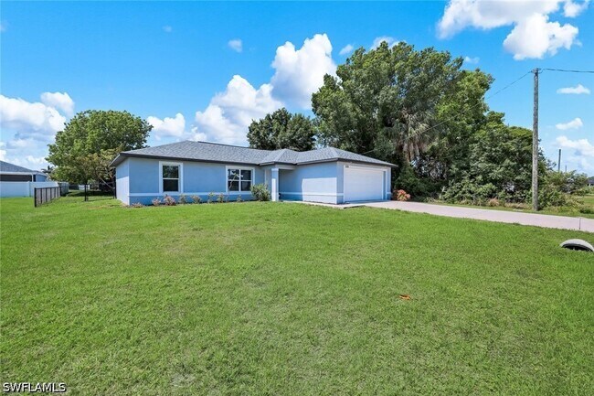 626 NW 2nd Ln in Cape Coral, FL - Building Photo - Building Photo