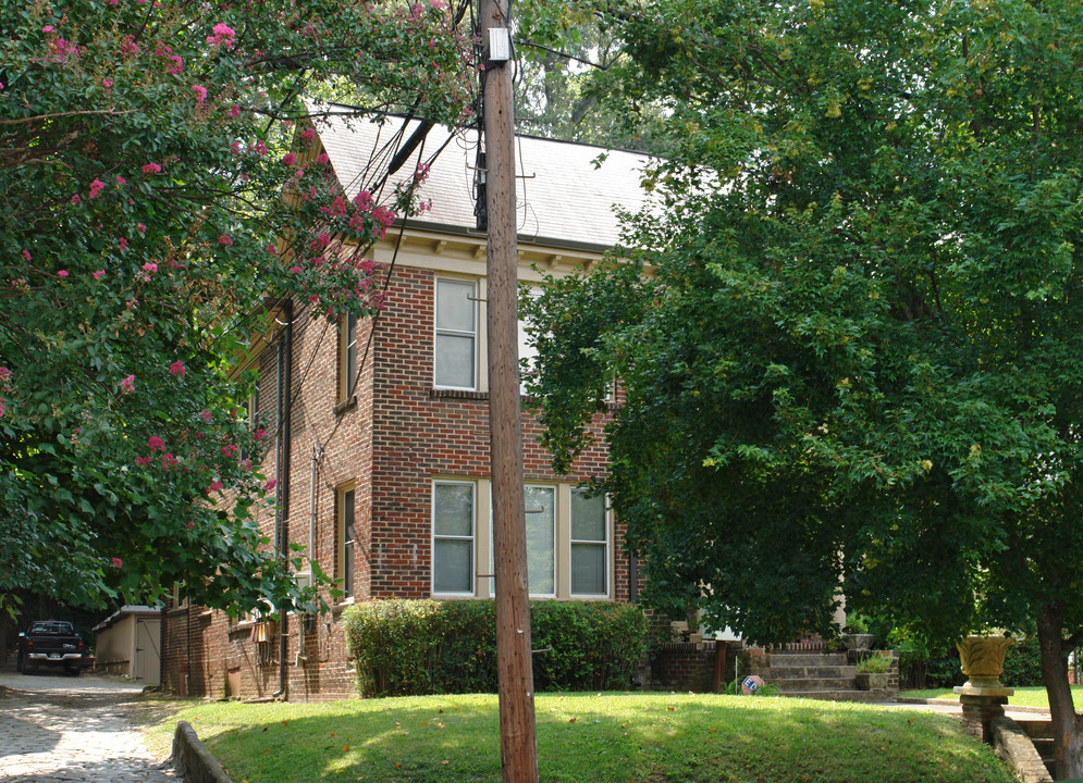 716 Lakeview Ave NE in Atlanta, GA - Foto de edificio