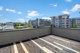 1218 Sandman St in Houston, TX - Building Photo