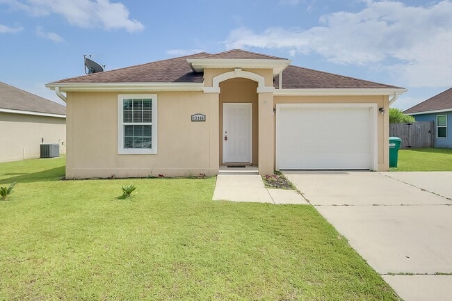 property at 13346 Willow Oak Cir