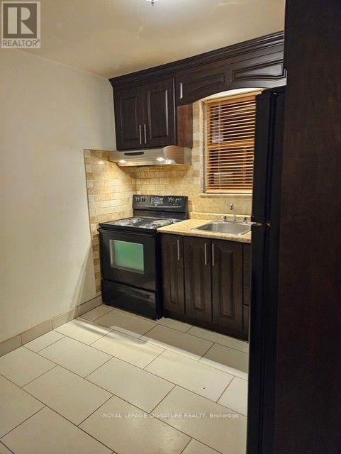 71 Thirteenth St in Toronto, ON - Building Photo - Building Photo