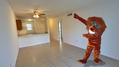 700 W Pope Rd in St. Augustine, FL - Building Photo - Building Photo