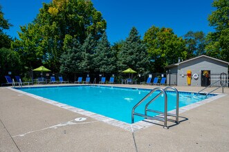 Creek Bay in Indianapolis, IN - Building Photo - Building Photo