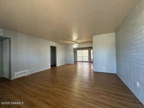 1310 Gardner Ave in Las Cruces, NM - Building Photo - Building Photo