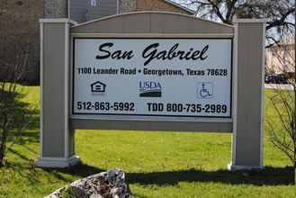 San Gabriel Apartments in Georgetown, TX - Foto de edificio - Building Photo