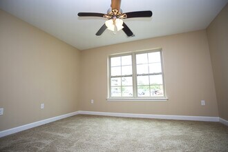1700 Conservation Trl in Fort Walton Beach, FL - Building Photo - Building Photo