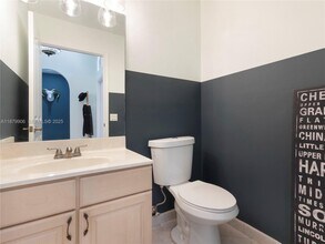 2549 Egret Lake Dr in Greenacres, FL - Building Photo - Building Photo