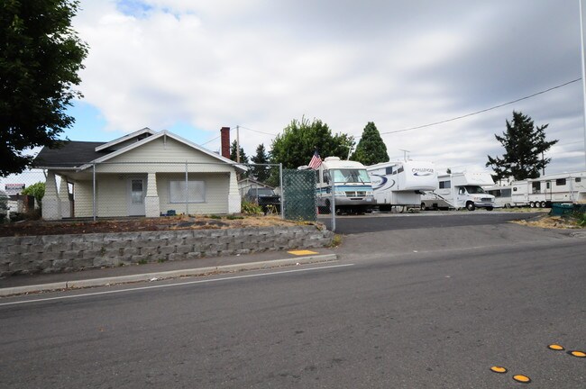 Tip Top Trailer Court in Federal Way, WA - Building Photo - Building Photo