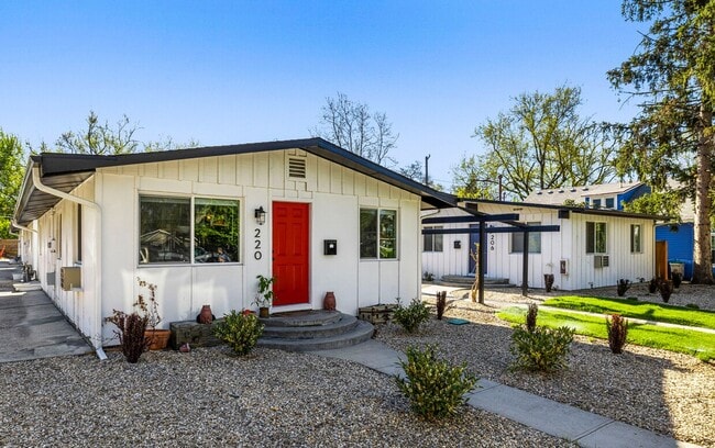 property at 218 N Flume St
