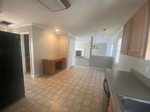 8206 Gamblers Choice Trl in Powell, TN - Foto de edificio - Building Photo