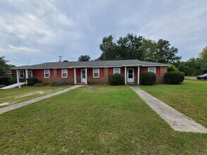 3904 Persimmon St in Columbia, SC - Building Photo - Building Photo