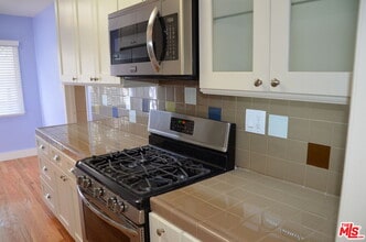 2335 28th St in Santa Monica, CA - Building Photo - Building Photo