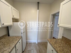 31 Park Dr in Boston, MA - Building Photo - Building Photo