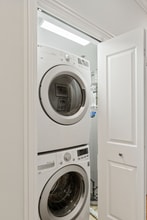 1040 W Monroe St in Chicago, IL - Building Photo - Building Photo