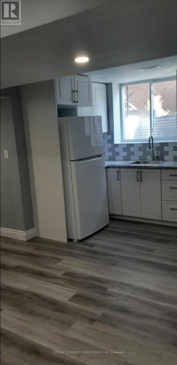 11-11 Valonia Dr