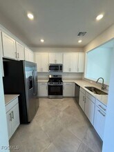 14887 White Pearl Rd in Punta Gorda, FL - Building Photo - Building Photo