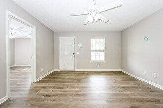2014 Penmar Dr in La Vergne, TN - Building Photo - Building Photo