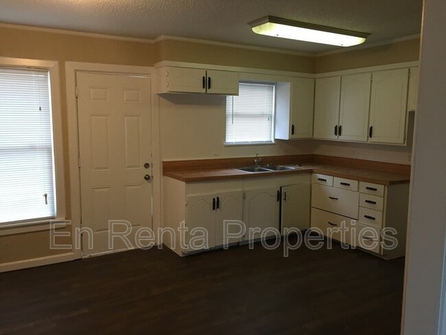 property at 1116 Rice St