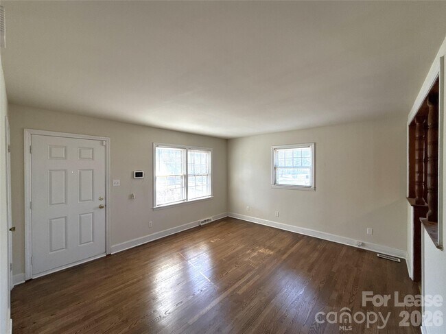 4428 Brooktree Dr in Charlotte, NC - Building Photo - Building Photo