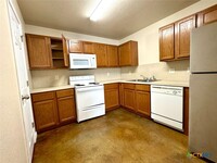 4101 Cambridge Dr in Killeen, TX - Building Photo - Building Photo