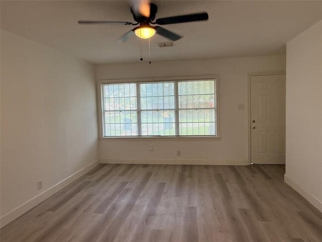 6822 Tierwester St in Houston, TX - Building Photo - Building Photo