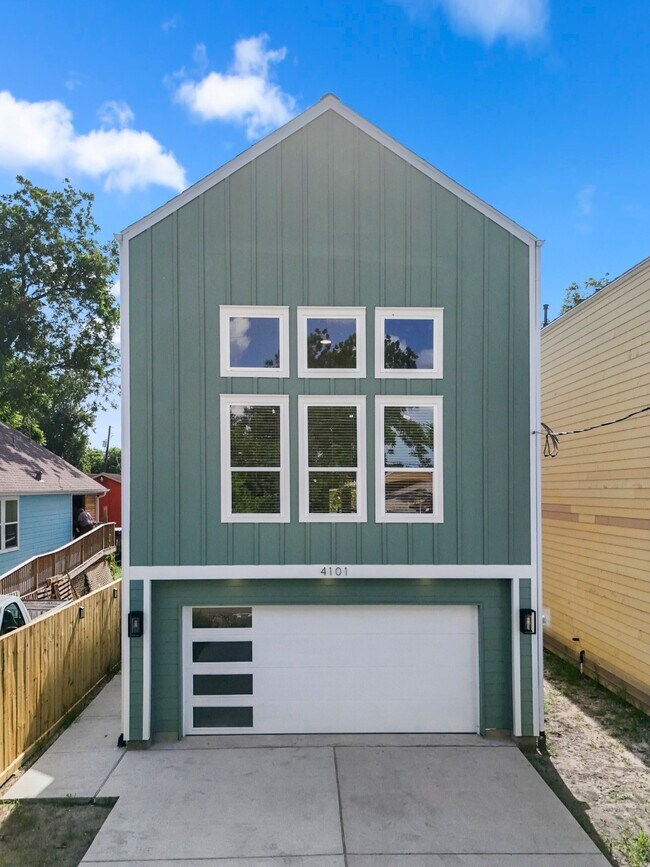4101 E Rogers St in Houston, TX - Building Photo - Building Photo