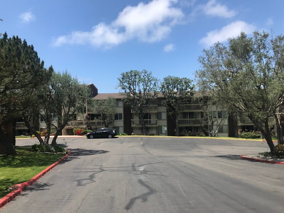 6542 Ocean Crest Dr, Unit B210 in Rancho Palos Verdes, CA - Foto de edificio