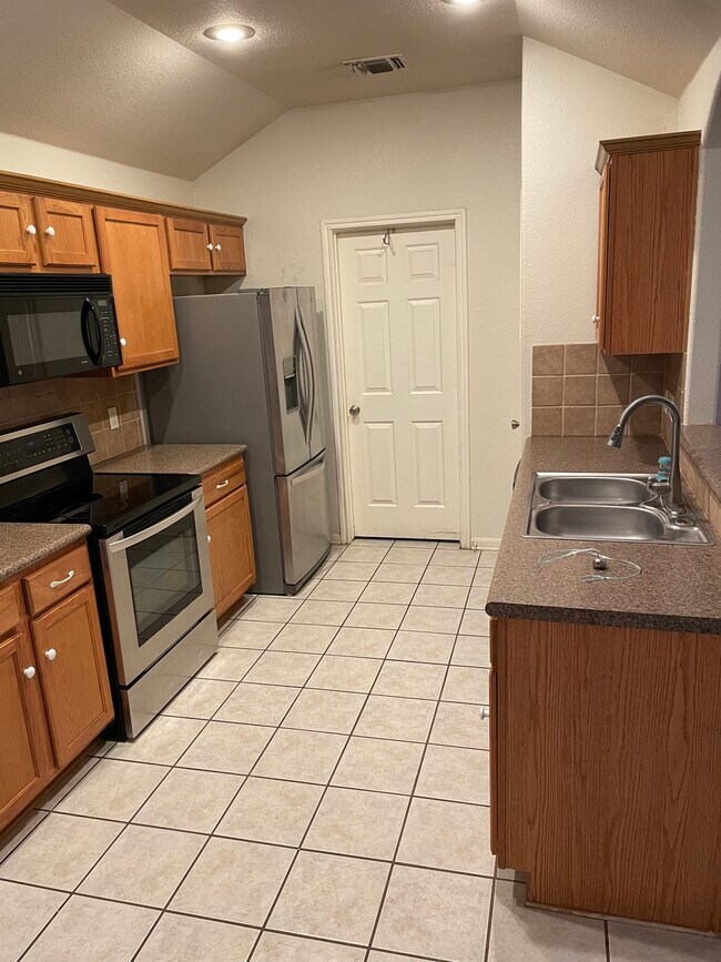 43 Woodacre Dr in Wimberley, TX - Building Photo - Building Photo