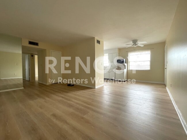 property at 1130 Rue Des Chateaux
