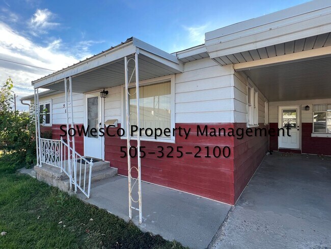 901 N Buena Vis Ave in Farmington, NM - Building Photo - Building Photo