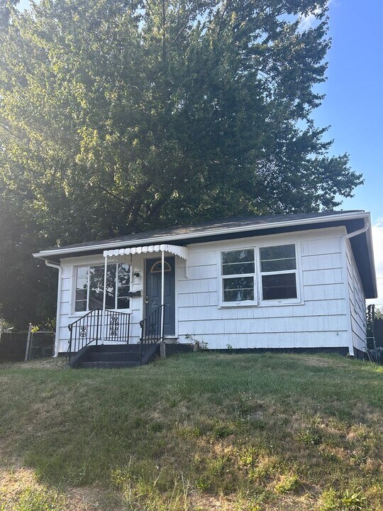 1330 3rd St in Fort Wayne, IN - Building Photo