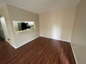 1618 S Pine Ridge Cir in Sanford, FL - Building Photo - Building Photo