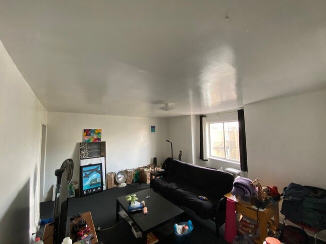 16 Melba Pl, Unit #3 in Pittsburgh, PA - Building Photo - Building Photo