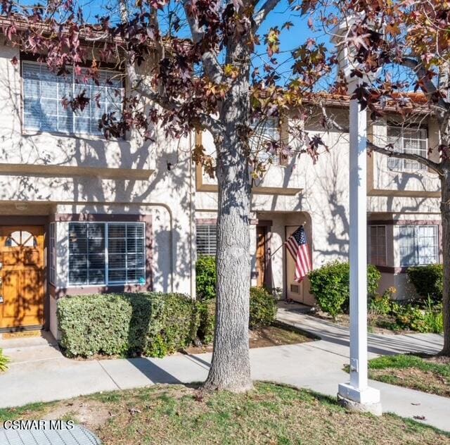 property at 5624 Las Virgenes Rd