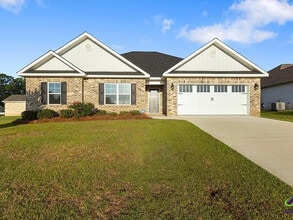 100 Sig Ct in Kathleen, GA - Building Photo - Building Photo
