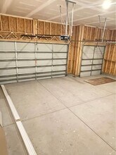 5496 N Toben Dr in Bel Aire, KS - Building Photo - Building Photo