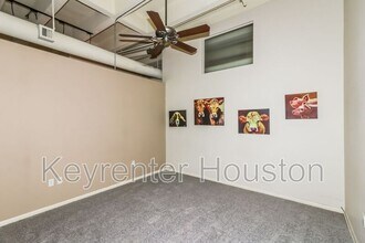 705 Main St in Houston, TX - Building Photo - Building Photo