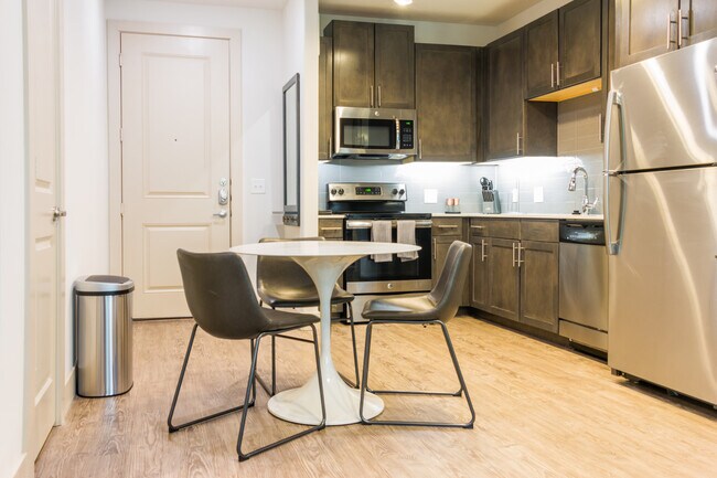707 Park Ave NE-Unit -1499 in Atlanta, GA - Building Photo - Building Photo