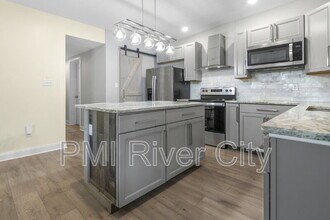 10643 Rutgers Rd in Jacksonville, FL - Building Photo - Building Photo