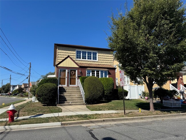 property at 17 Lawson Ave