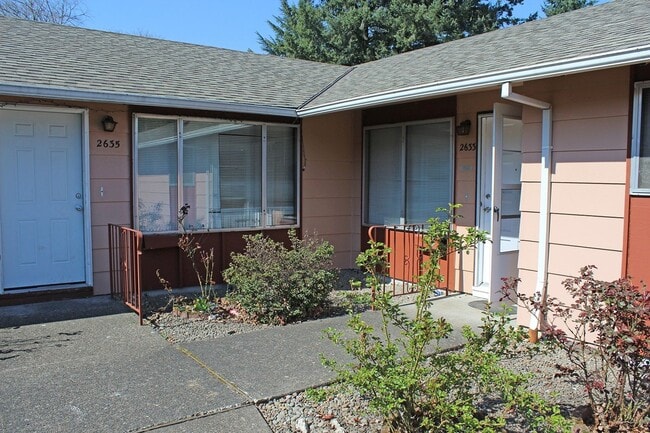 2639-2639 SE 119th Ave