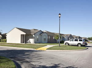 Rancho Del Cielo I & II in Brownsville, TX - Foto de edificio - Building Photo