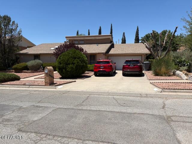 6545 Vasco Way in El Paso, TX - Building Photo - Building Photo