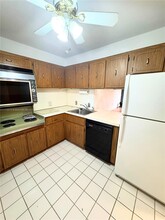 8851 N New River Canal Rd in Plantation, FL - Building Photo - Building Photo
