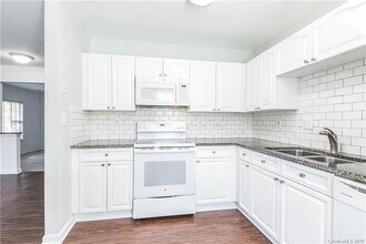 3715 Melrose Cottage Dr in Matthews, NC - Building Photo - Building Photo